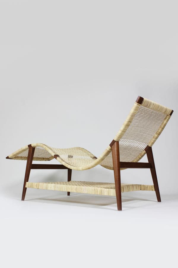 Cricket chaise lounge